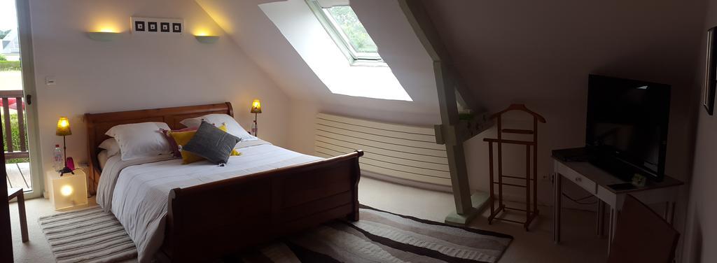 Chambres D'Hotes La Breachere Yvre-l'Eveque Экстерьер фото