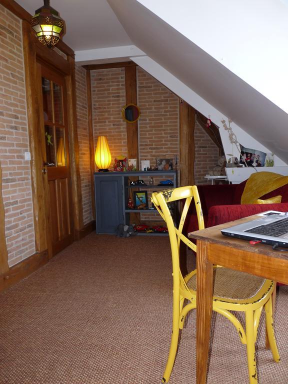 Chambres D'Hotes La Breachere Yvre-l'Eveque Экстерьер фото